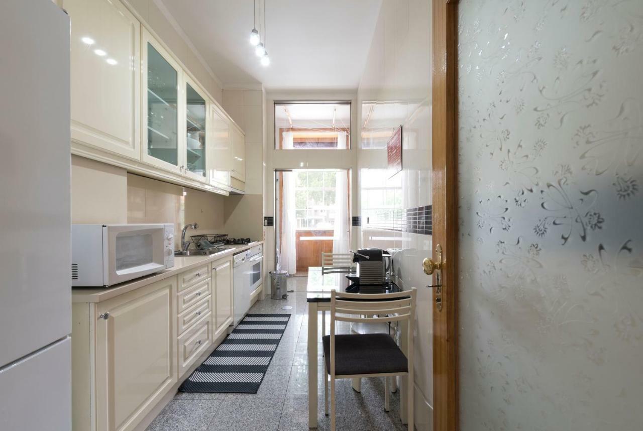 Lovelystay - The Porto Getaway W/ Free Parking Extérieur photo